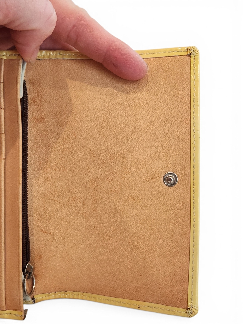 Coach Soft White and Mustard Yellow Leather Trifold Wallet With Coin Zipper - Picture 6 of 9